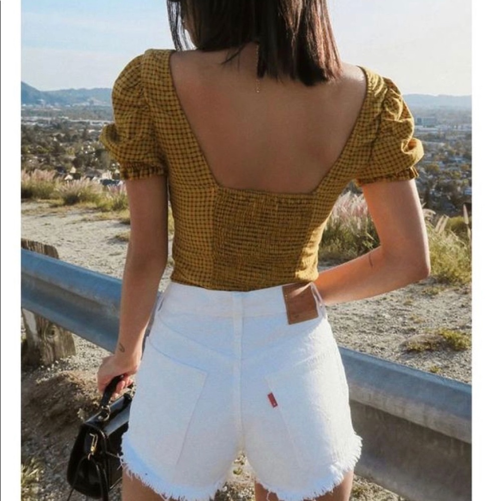 High waisted 501 Levi shorts